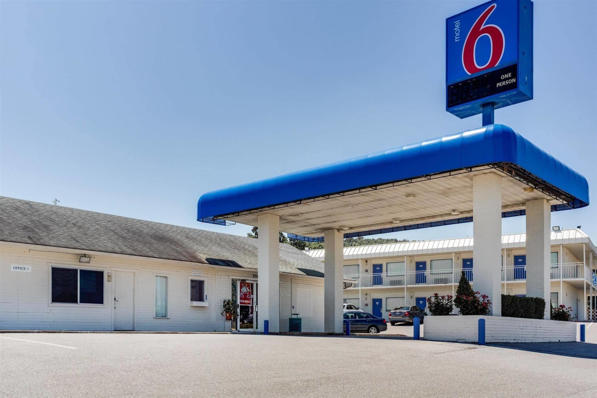 Motel 6-Fayetteville, Ar מראה חיצוני תמונה