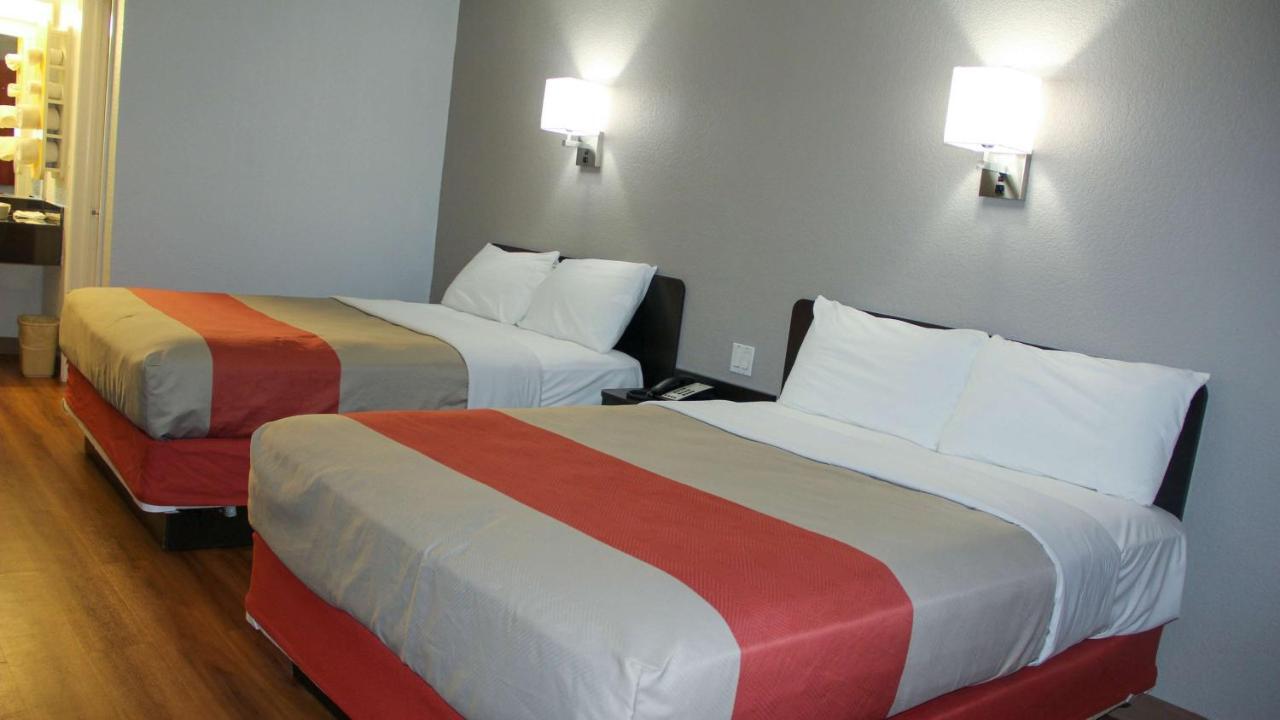 Motel 6-Fayetteville, Ar מראה חיצוני תמונה